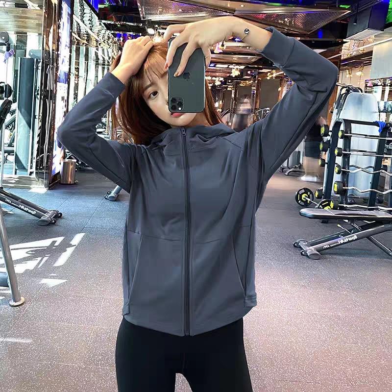 Women's Hooded Loose Sports Jacket - Quick Sleeve Yoga & Running Top