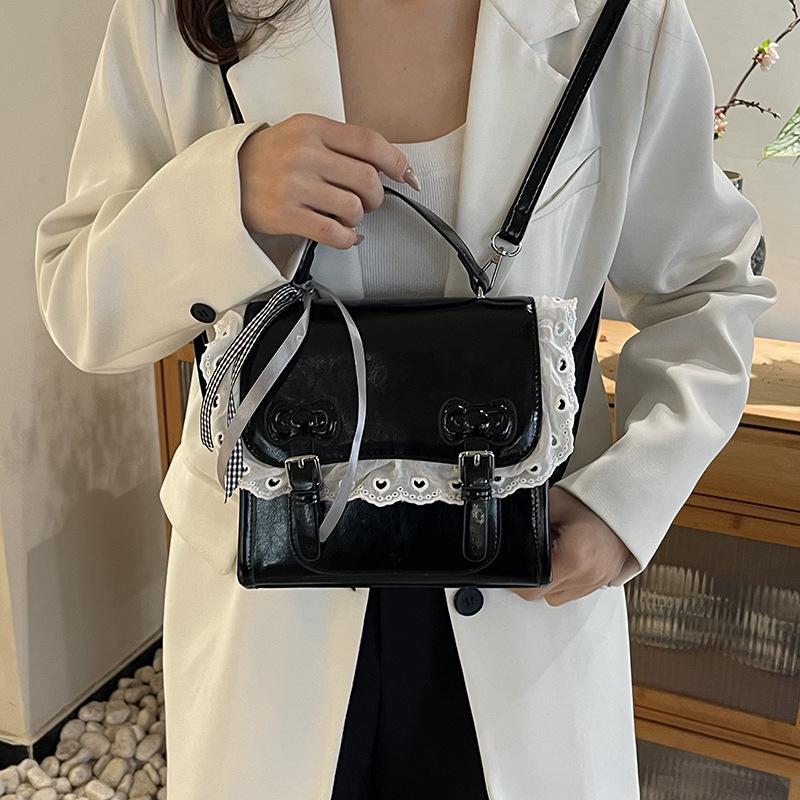 

Милый простой рюкзак в студенческом стиле, небольшой рюкзак, универсальная высококачественная текстура, ручная маленькая квадратная сумка для женщин чёрный