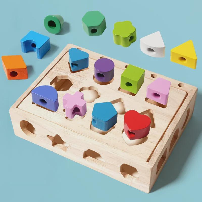 Grenzüberschreitendes kognitives Zuordnungs-Puzzle mit geometrischen Holzformen: Kinder Perlenfädeln mit Fünf-Spalten-Sets