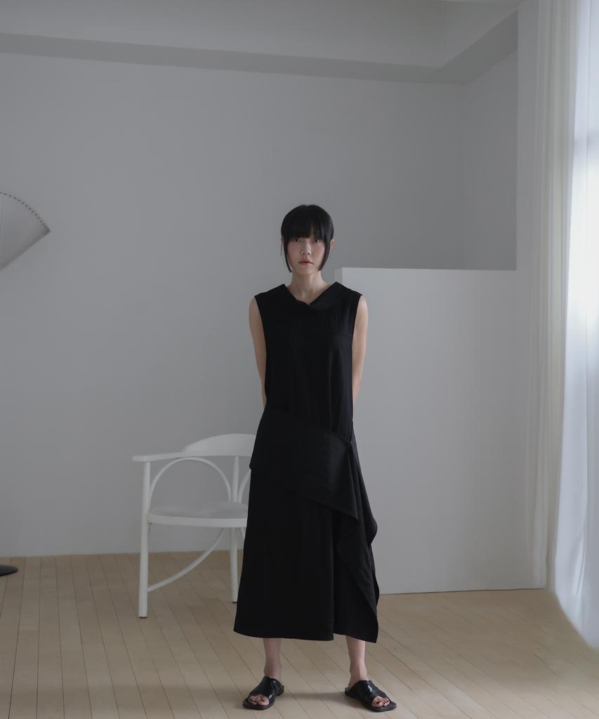 Linte Drape Neck Layered Dress Black