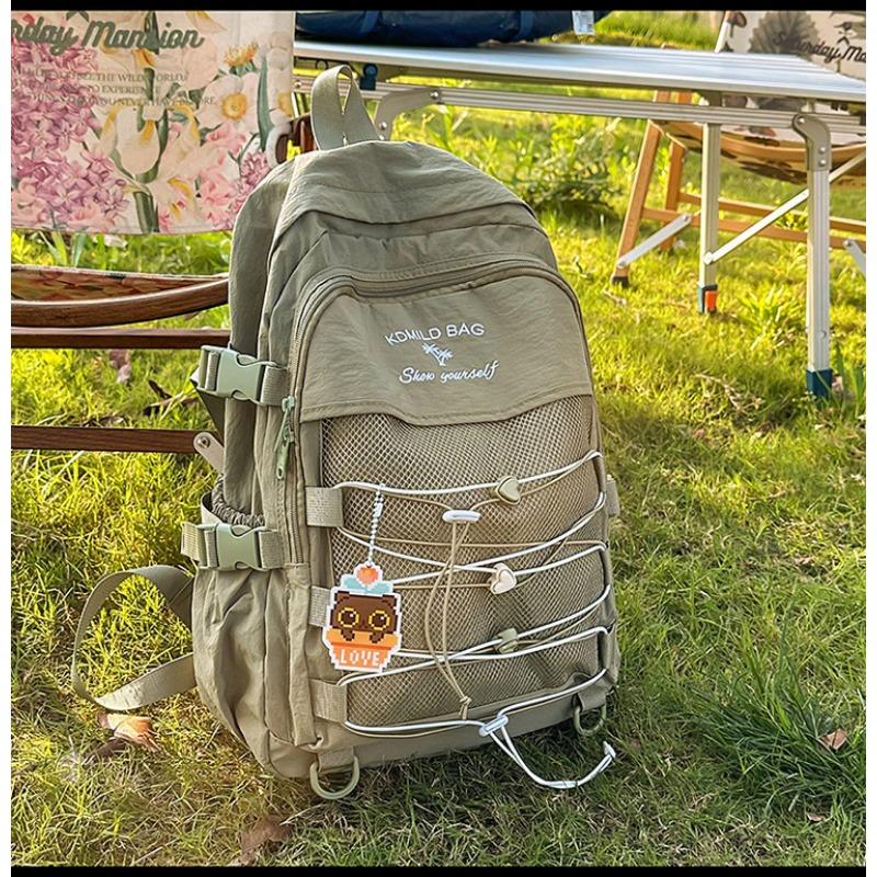 Cross-strap Backpacks, Large-capacity Outdoor Backpacks, Travel Bags, and School Bags for Junior and Senior High School Students