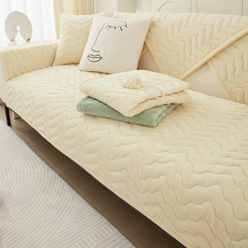 Thickened Milk Velvet Sofa Cover Winter Slipcover Plush Cushion Seat European Couch Cover Sofa Towel for Living Room Decor