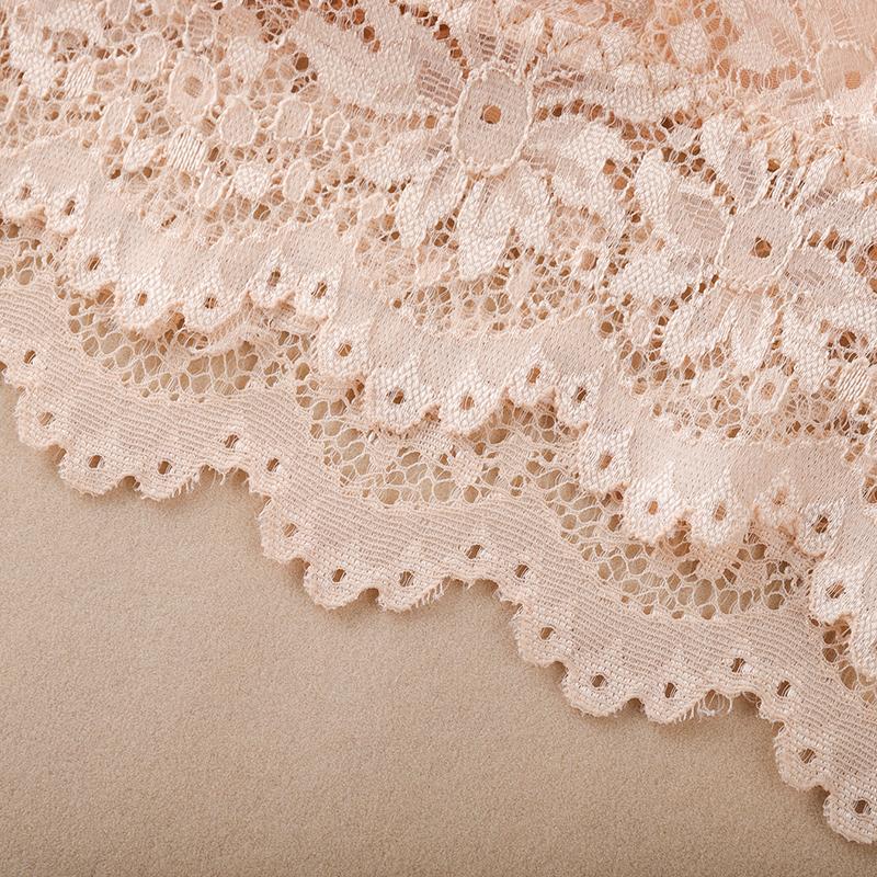 Lace Flower Beautiful Back Bra Wrap Chest Tube Top Padded Anti-exposure Bras Ladies Girls V-neck Camisole Bra