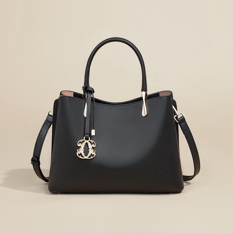 

Portable Tote Bag, Leather Women S Bag, Large Capacity Bucket Bag, Crossbody Atmospheric Mother Bag, Luggage. чорний