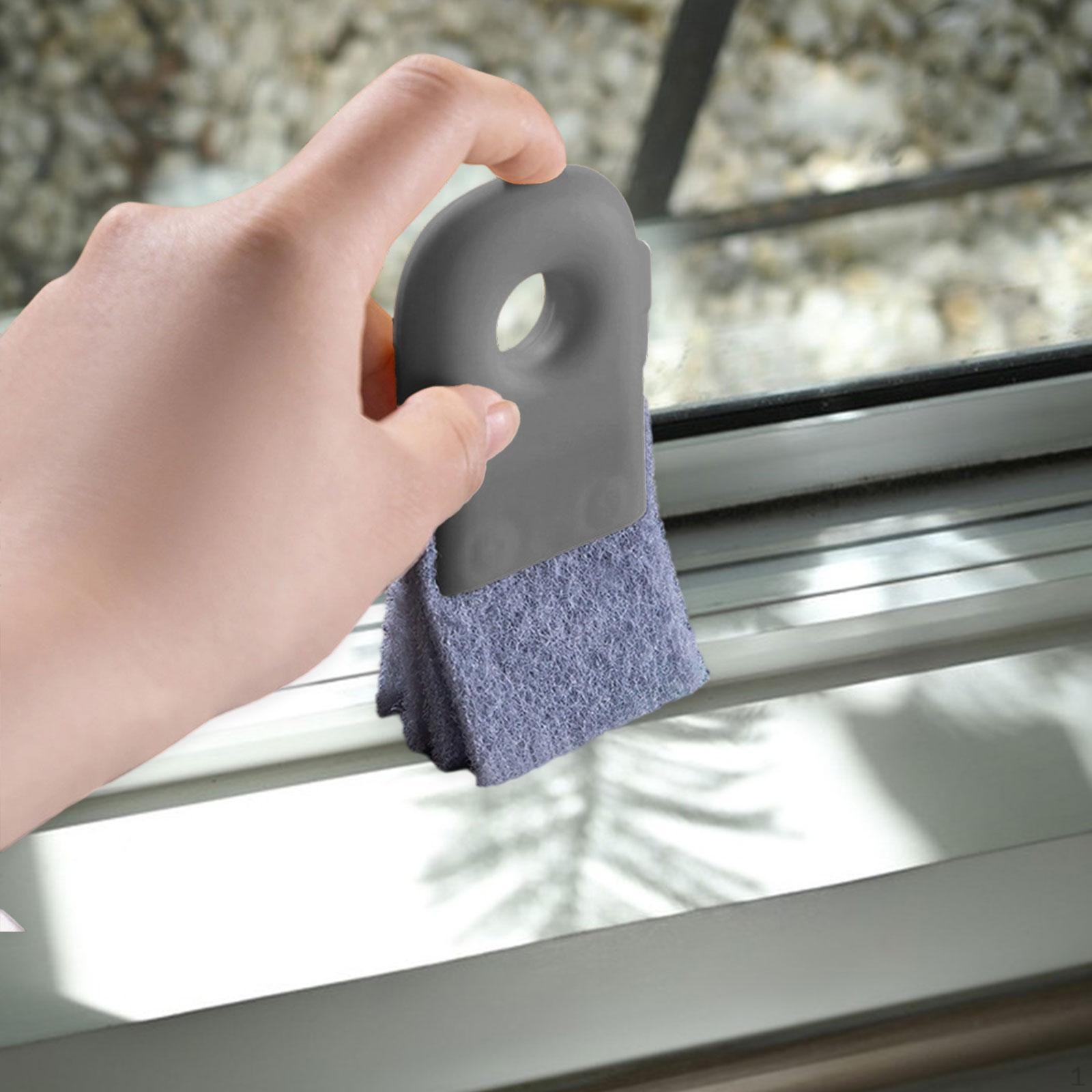 

Щетка для чистки оконных пазов и узких мест серый