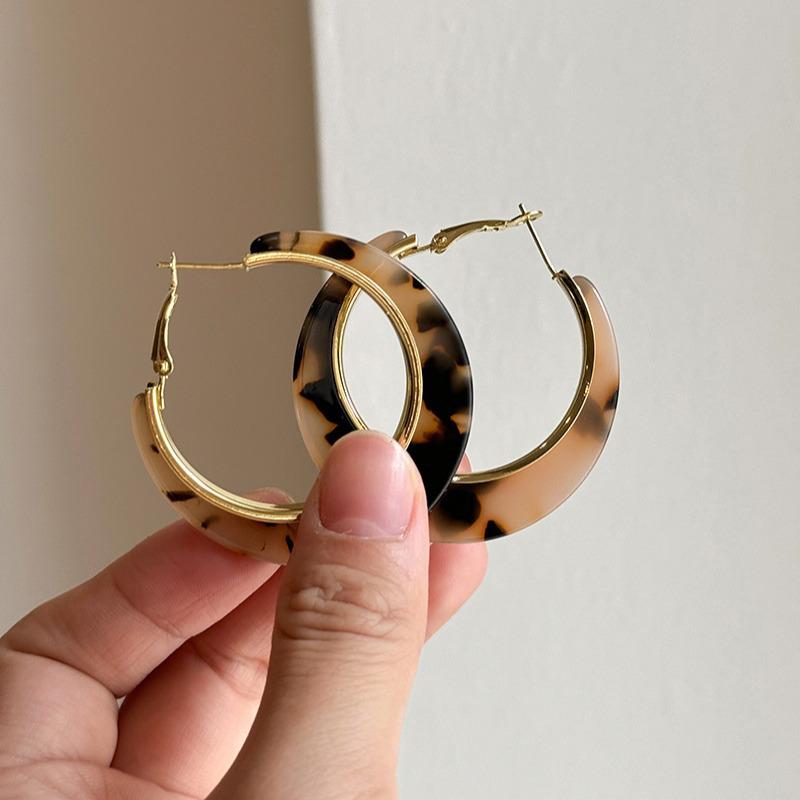 2025 Trendy Large Earrings: Simple, Cool, Versatile - Perfect for Round Faces
