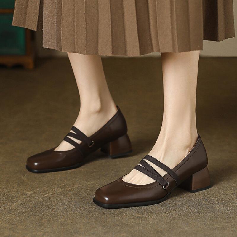 New casual women's small leather shoes with one foot, square head and foot shoes, women's black medium heel, women's shoes with square heel in all