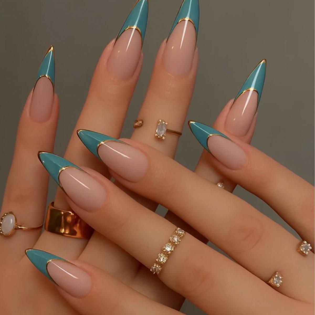 Elegant French Press-On Nail Tips – Simple and Versatile Nail Art