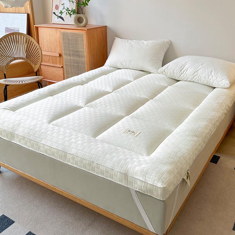 Вязаный матрасный топпер Nufeng