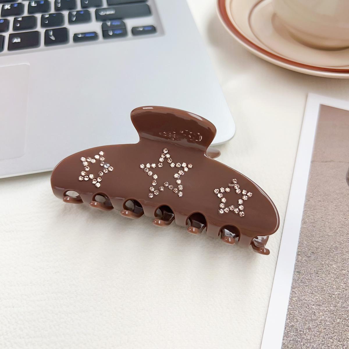 

Элегантная шпилька для волос Bofeiya с бриллиантами из ацетата: Зажим «Акула» в европейском и американском стиле Direct Sale from Bofeiya Manufacturer