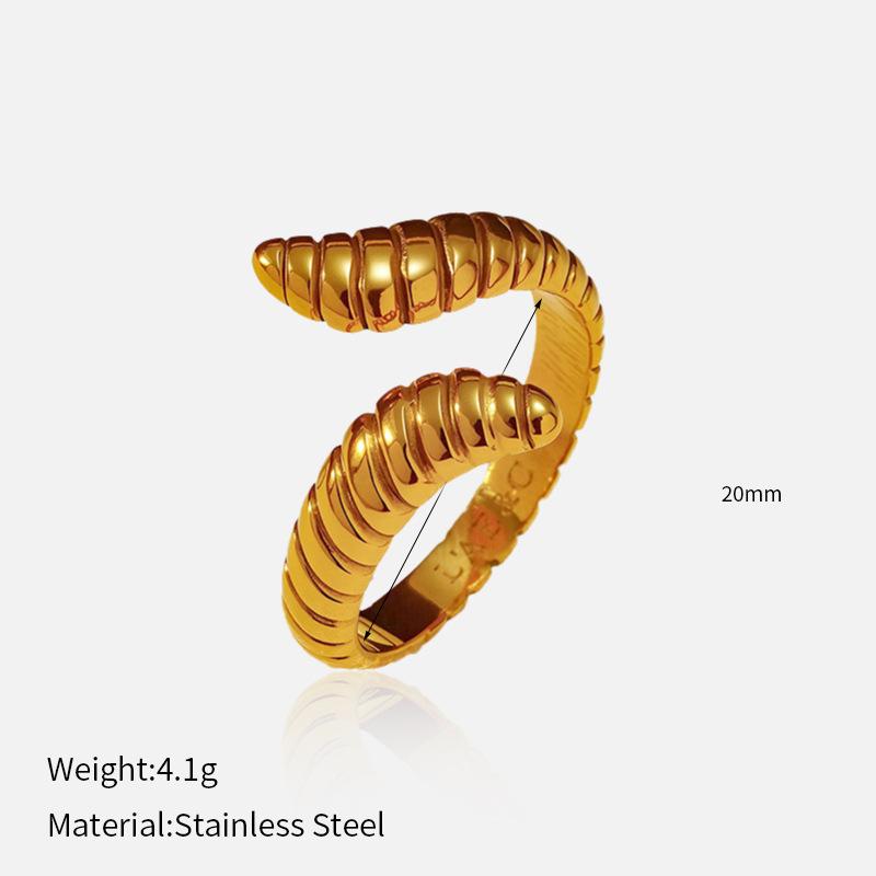 Chenhe stainless steel jewelry European and American accessories wear jewelry women's high-end sense does not fade snake titanium steel open ring