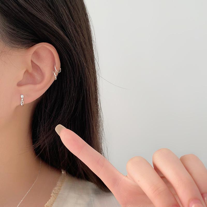 Simple Mobius Ring Earbuds for Women High-end Niche Design Earrings