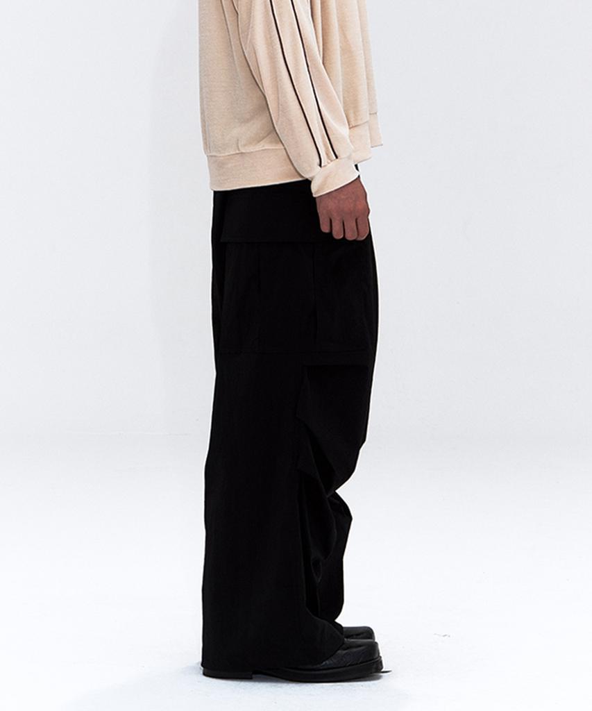 ERER [Un] Lightweight Nylon Carpenter Pants Black
