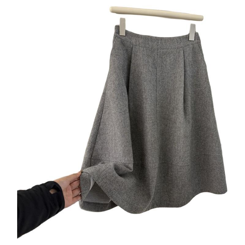 Women's Woolen Floral Bud A-line Skirt - Petite High Waist, Thickened for Autumn/Winter, Slim Umbrella Design