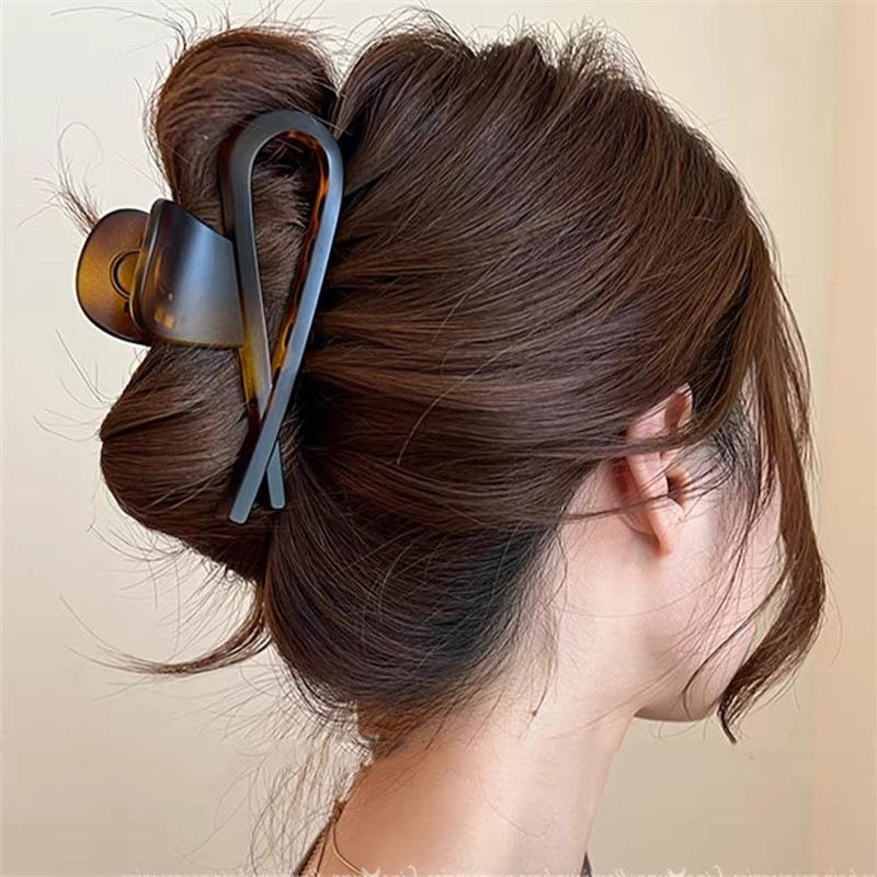 Elegant Large Cross Heart PC Hair Claw Clips Women Hair Accessories Vintage Amber Black Geometric Catch Crab Clamp Headwear New