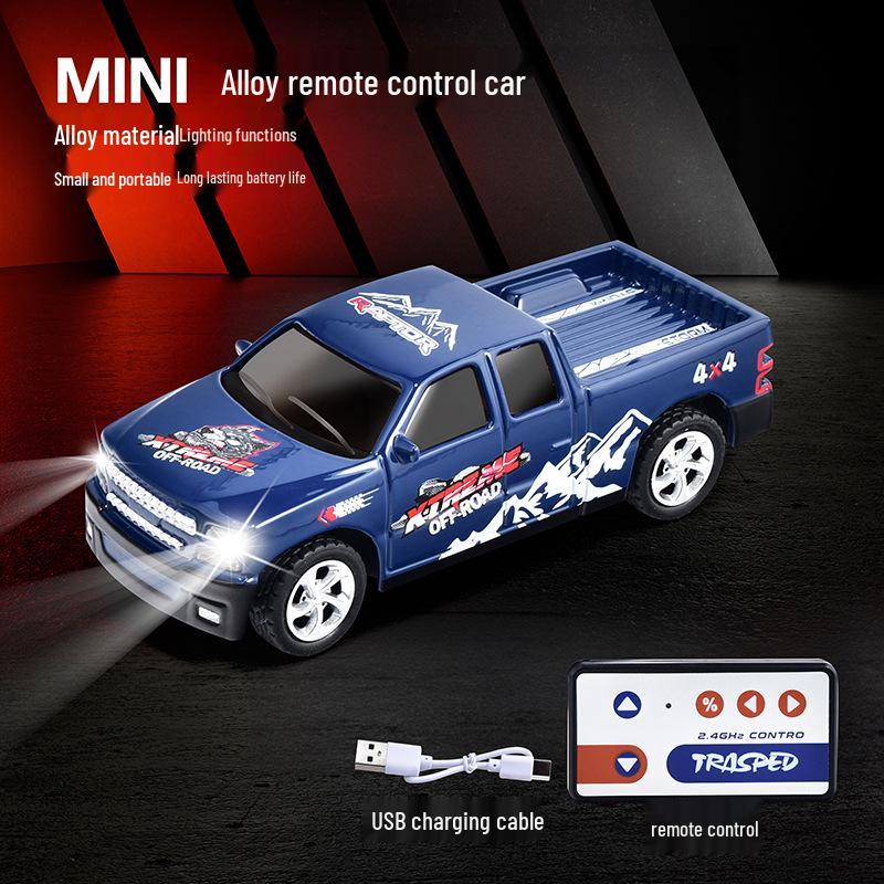

1:64 Прецизійна міні-позашляхова модель автомобіля зі сплаву RC з регульованою швидкістю 2,4 ГГц та симуляцією причепа