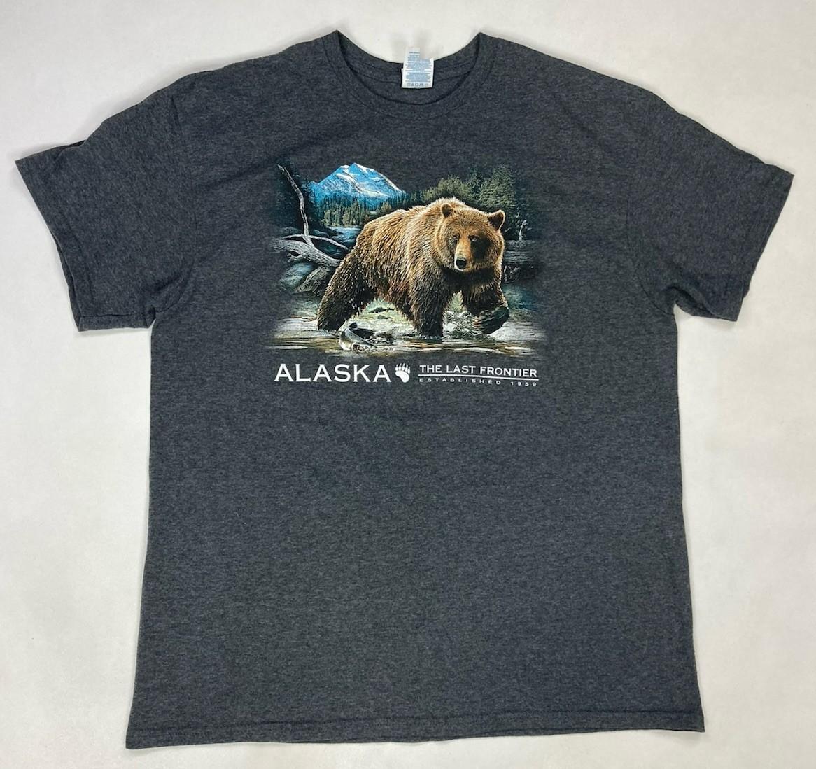 Alaska The Last Frontier Bear Graphic T-shirt Men Large Gray Short Sleeve M