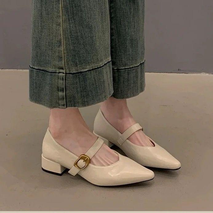 

Французские универсальные туфли-лодочки новые ретро 2025 весна и осень модный темперамент пряжка на ремешке острый носок Мэри Джейн туфли-лодочки женские 40 бежевый