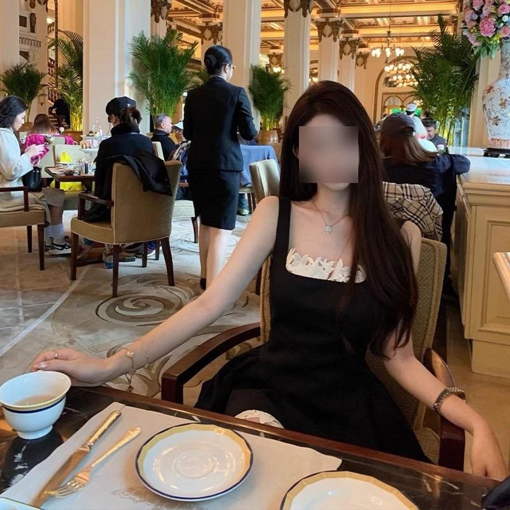 

Французский темперамент высокое чувство первая любовь белое платье на бретелях женское весенне-летнее новое с высокой талией длинная юбка XL- (recommended 110-60kg)