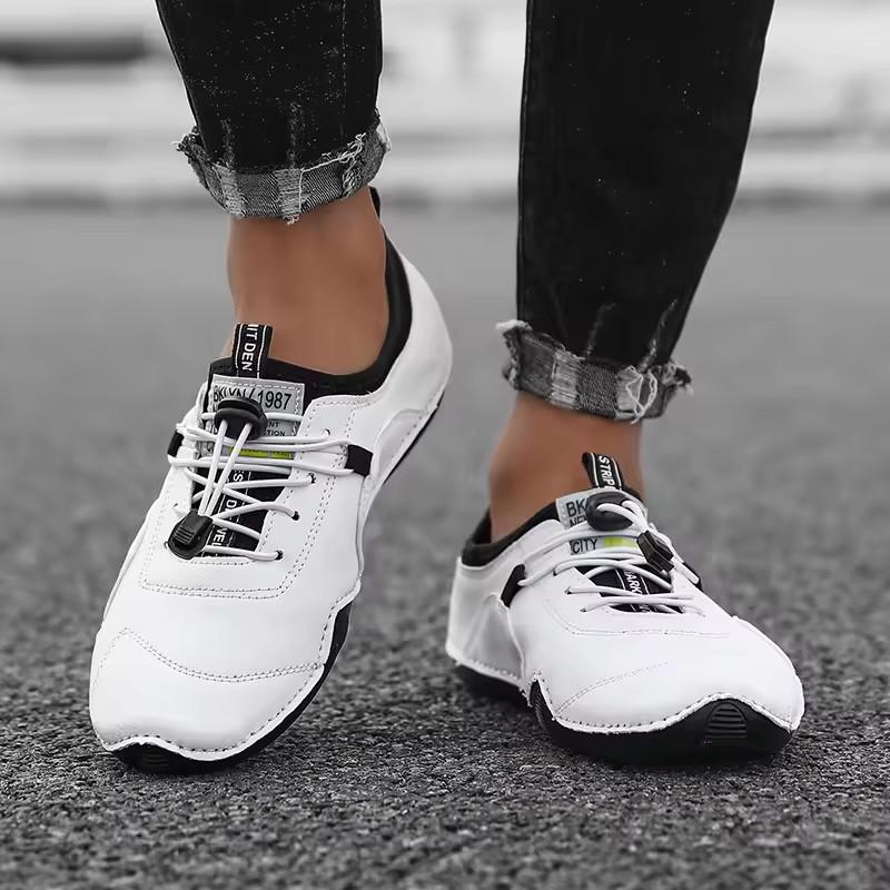 Men's High Quality Casual Shoes Breathable Perforated Fashionable Lace Up Shoes Lightweight Comfortable Versatile Walking Shoes