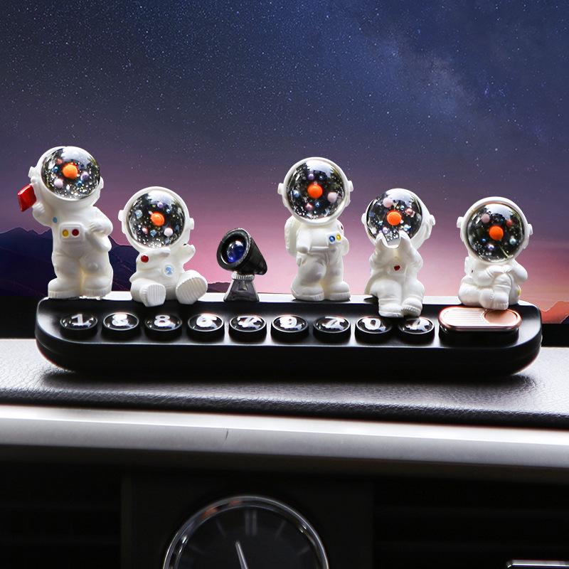 

Креативная табличка для телефона в виде кролика для временной парковки