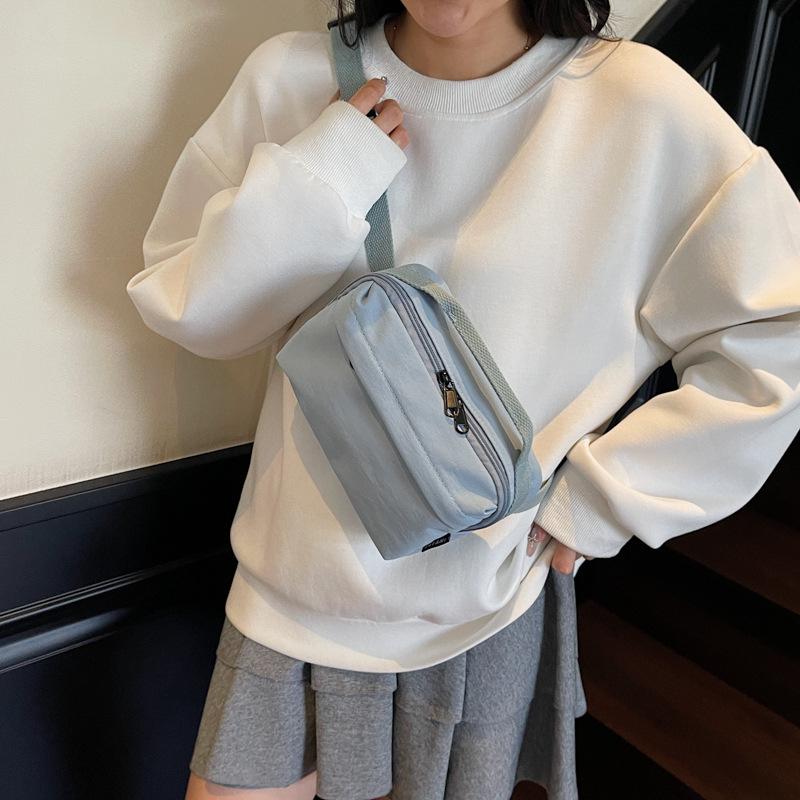 Women's Lightweight Nylon Crossbody Bag - Compact Casual Handbag for Commuting & Going Out