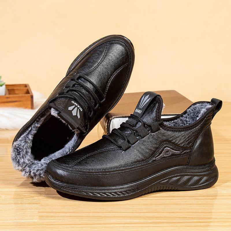 Fleece and Thickened Cotton Boots, Men's Cloth Shoes, Men's Soft-soled Anti-slip and Warm Shoes