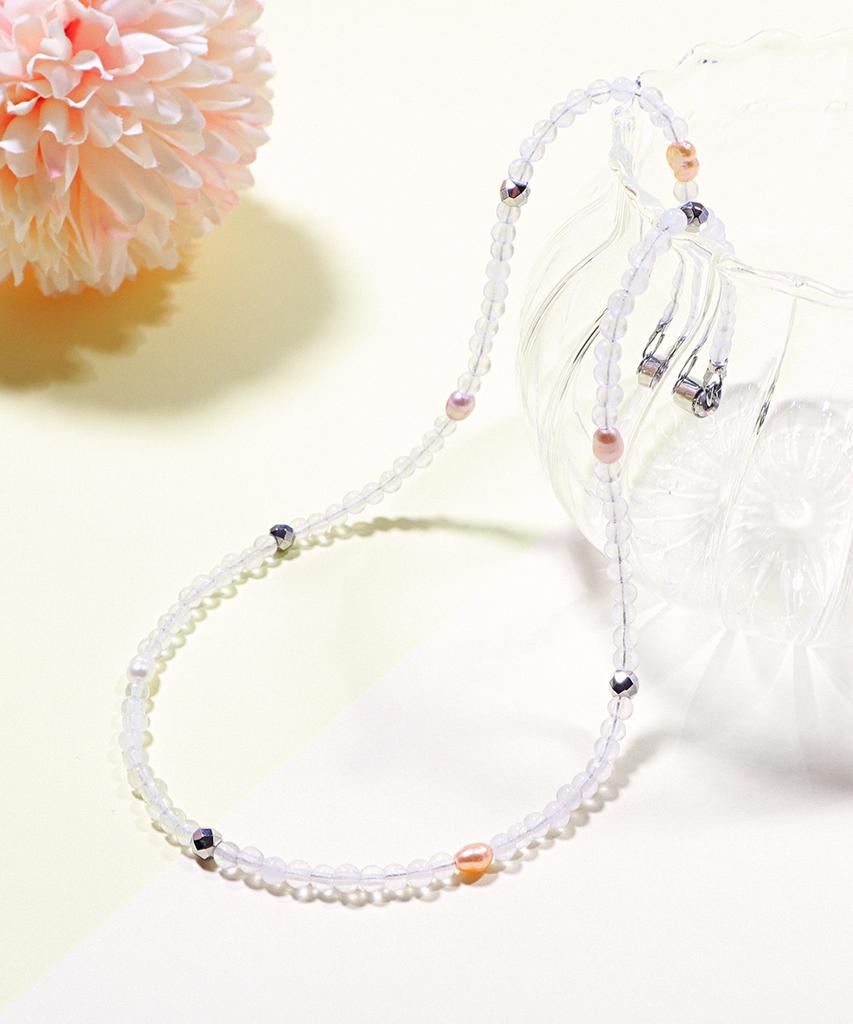 Polalita Pastel Pearl Selenite Necklace (Plt-Nl-104_Wt)