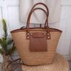 European & American Retro Women's Handmade Woven Straw Shoulder Bag, Casual Vacation Style