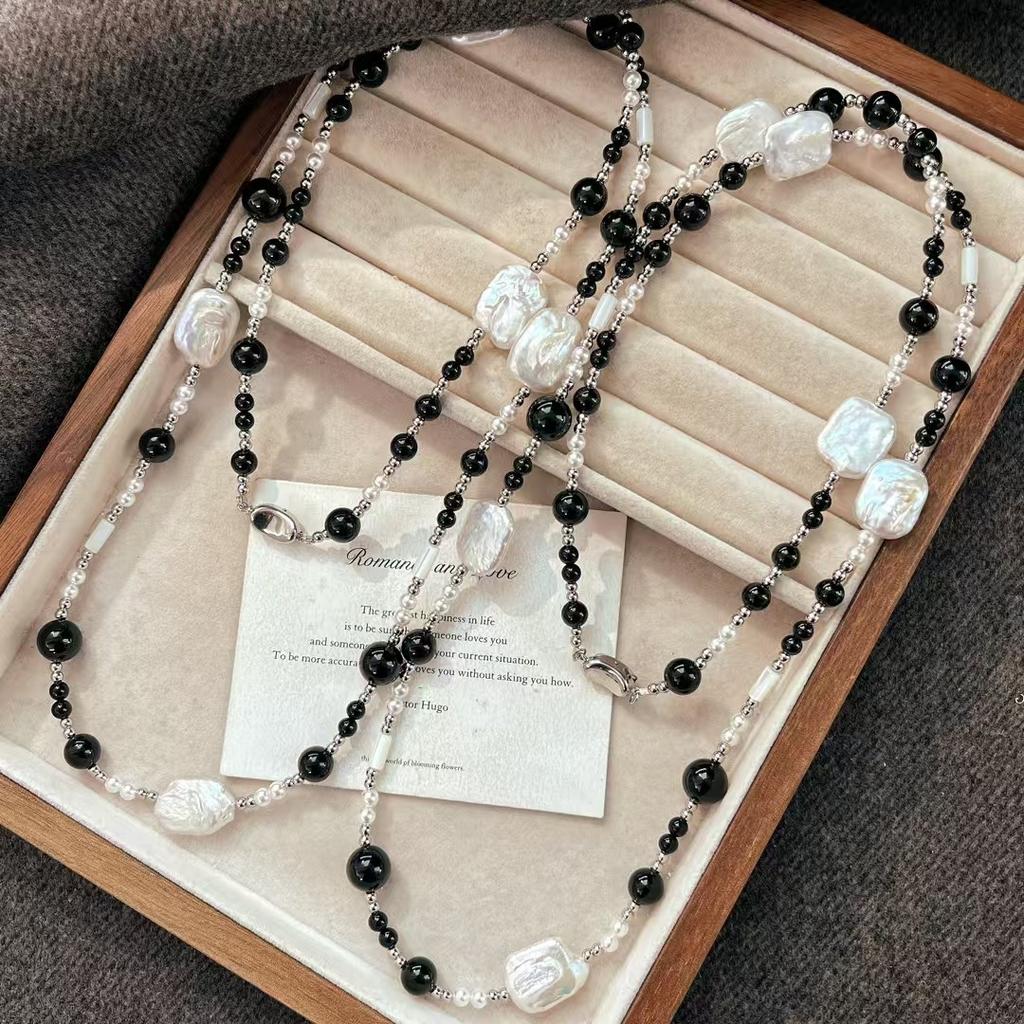 Vintage High Quality Natural Freshwater Baroque Pearl Black Agate Artificial Crystal Pearl Sweater Chain Item