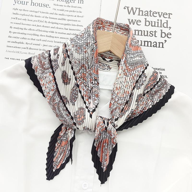 Retro Color Block Crinkled Square Scarf - 70cm Pleated Neckerchief in Imitation Silk for Women