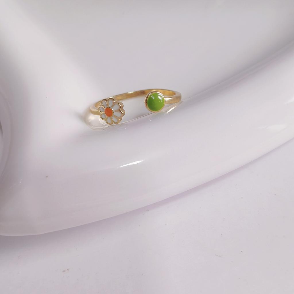 Anello Piccolo Fresco Versatile Estivo con Goccia d'Olio a Forma di Margherita Piccola Femminilità Design di Nicchia Anello Aperto Quotidiano