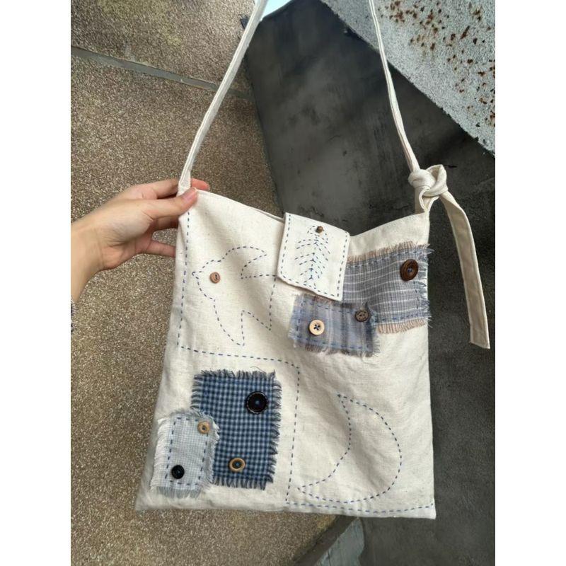 

2025 New Patchwork Cloth Bag Retro Large Capacity Canvas Bag Casual Shoulder Bag Creative Shoulder Commuter Bag Women Image color