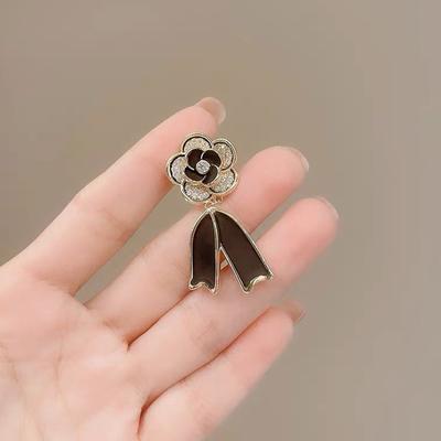 Flower Brooch Camellia Blossom Ribbon Pin  Women Corsage Accessories Suit Sweater Pin Buckle Clothing Jewelry