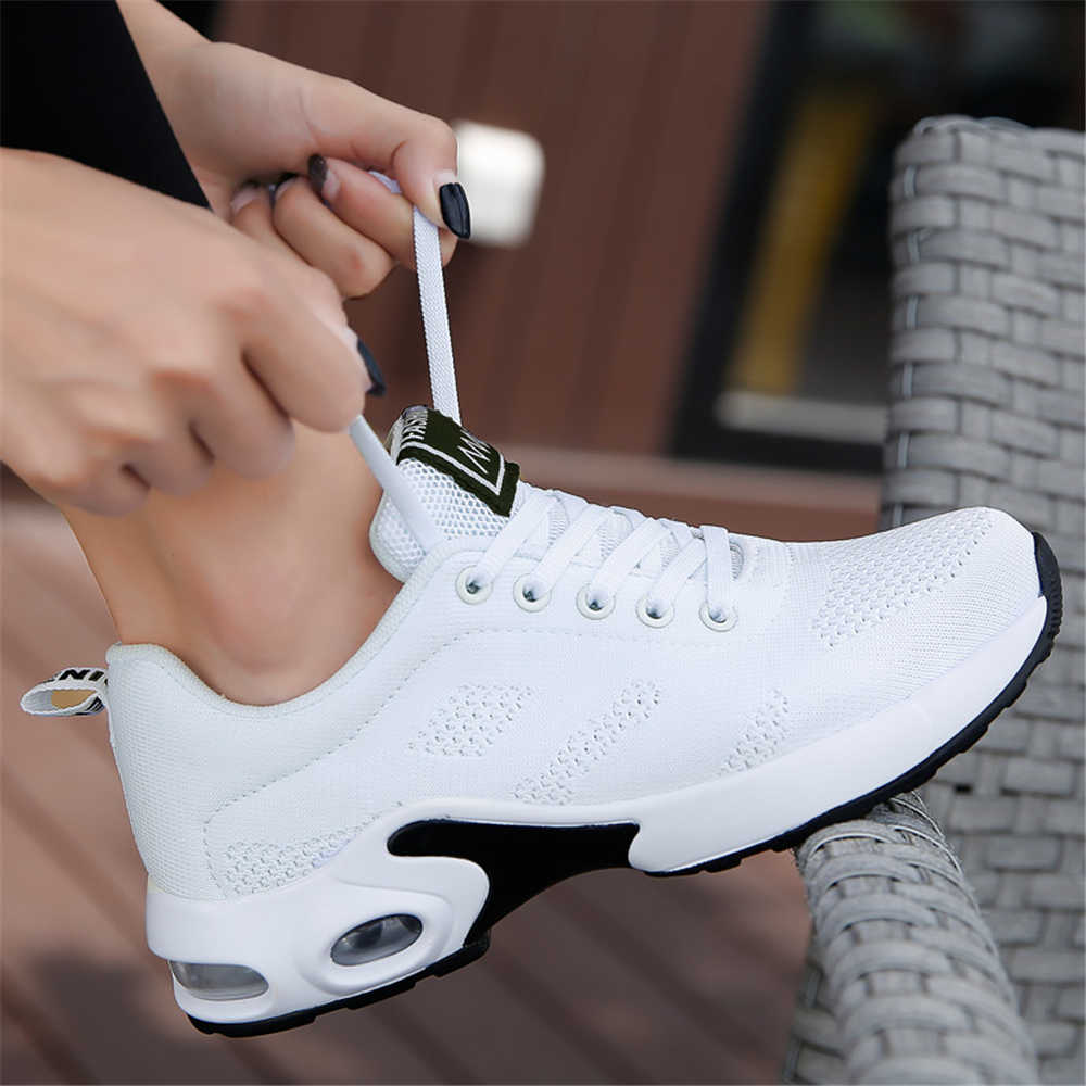 Fashion Light Extra Large Sizes Ladies White Trainers Vulcanize Purple Color Shoes 38 Women's Sneakers Sport Low Cost 2025elegant