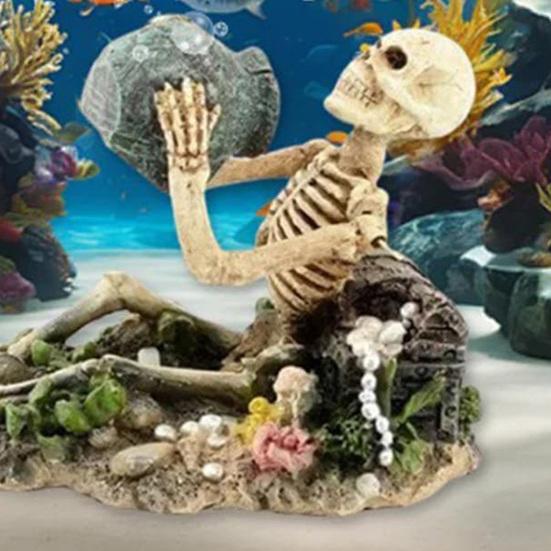 Aquarium Air Bubbler Decoration Adventure Skeleton Bubble Ornament Treasure Hunter Skeleton Resin Figurine for Fish Tank Landscape Decor