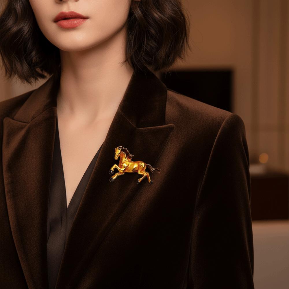 Classic Horse Brooches Rhinestone Brooch Pins New Running Horse Brooch Jewelry Accessories