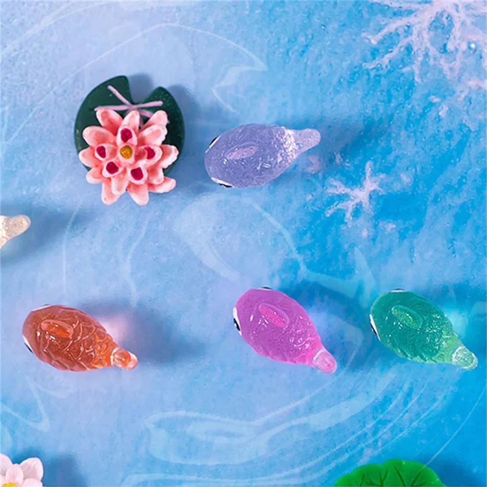 10Pcs Mini Luminous Fish Decorations Resin Crafts Moss Garden Fairy Dollhouse Ornaments Fish Tank Micro Landscape Desktop Decor