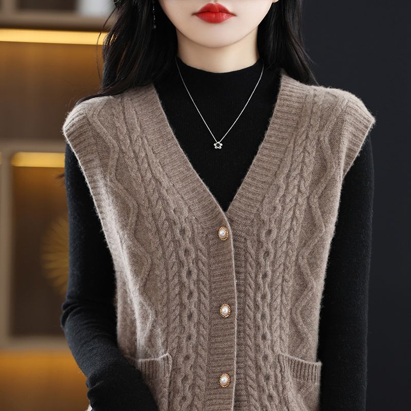 Women's V-Neck Sleeveless Knit Vest - Lightweight Polyester Spandex Blend Sweater for Spring/Summer/Fall Casual Pullover