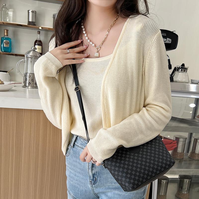 Women's PU Leather Crossbody Bucket Bag  One Shoulder  Small Circular Print  Scented  Old Flower  Simple  Fashionable  New