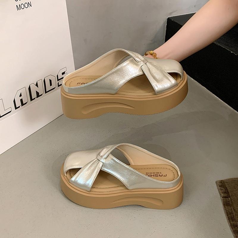 

Толстая подошва, увеличивающая высоту, маленькая сумка, тапочки с головкой, женские, наступающие на дерьмо, 2025 лето, новые, пляжные, темпераментные, крутые тапочки 40 шампанского