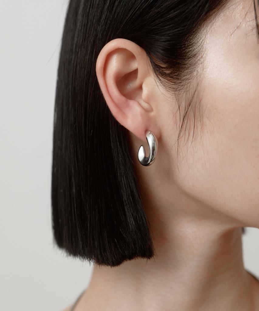 Novice Tokyo Nuance Hoop Pierce Earrings [Stainless] / Silver