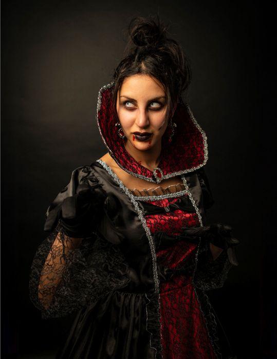 Déguisement vampire baroque luxe femme Halloween