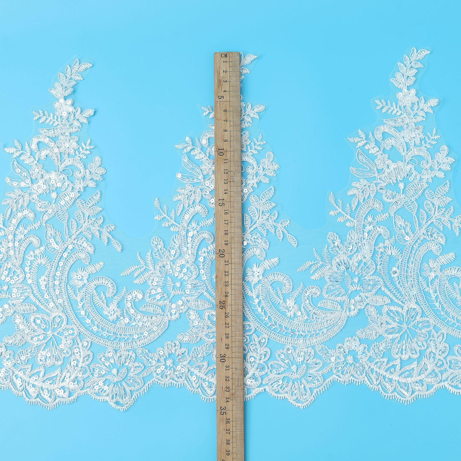 

Car Bone Lace Children S Clothing, Wedding Dress, Veil, Skirt, Clothing Decoration Accessories 35Cm White/crystal piece/width 35CM