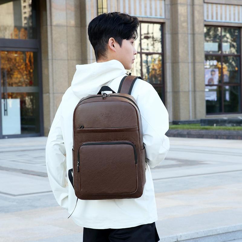 Business Backpack Large Capacity Commuter Men's Bag Fashion Casual Light Men's Bag First Layer Cowhide Trend Backpack
