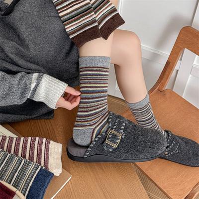 Verdickte, Warme, Retro und Vielseitige Gestreifte Wollsocken, Color-Blocking Künstlerische Mittelschaftsocken, Plüschsocken, Damensocken