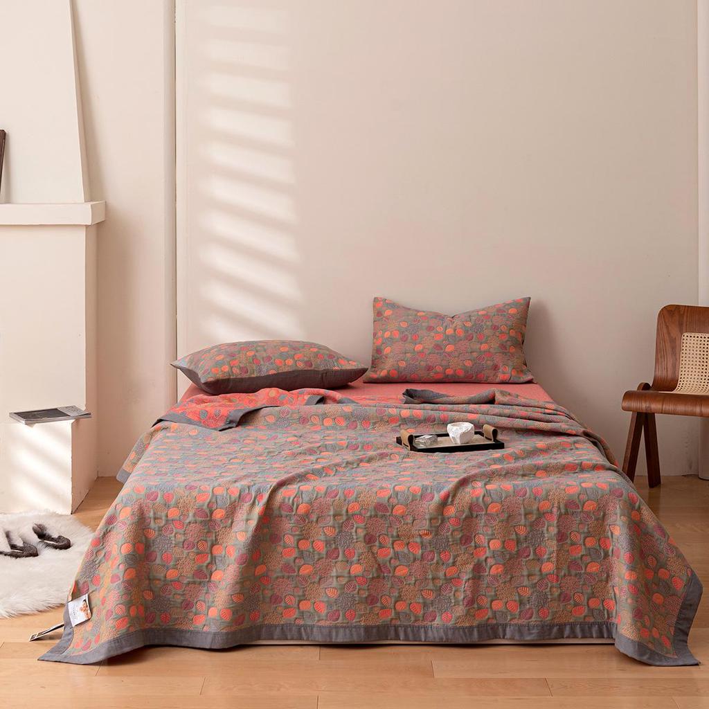Luxe Drie-Laags Katoenen Gaas Jacquard Plaid – Ademend Multifunctioneel Dekbed voor Zomer, Moeder en Baby.