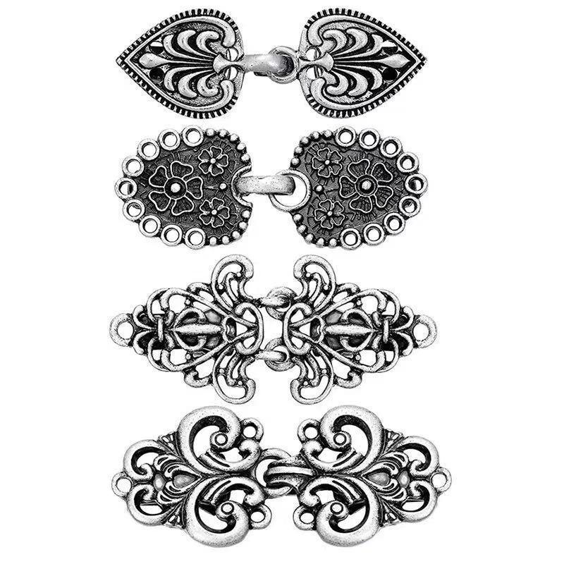 Retro Chinese Alloy Shawl Clip: Creative Hollow Scarf Buckle, Double Sweater Clip Brooch Travel Accessory.