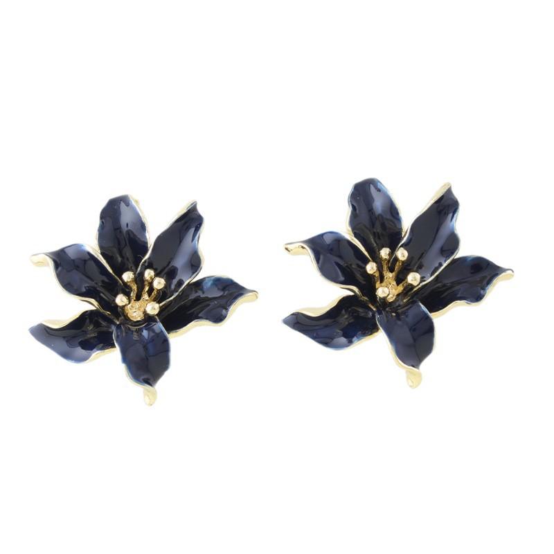Exquisite high-end three-dimensional flower oil drop earrings, retro fashion personalized flower earrings, temperament versatile stud earrings