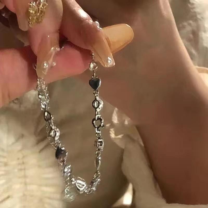 New Chinese Ancient Style Guochao Bell Korean Bracelet Women's Niche Weaving Exquisite Bracelet High-end Accessories Tassel